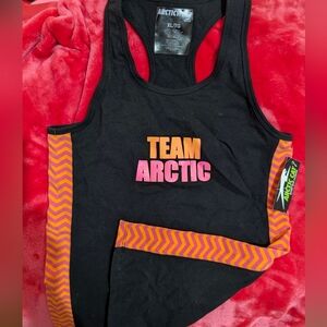 Team Arctic.  Large To XL.  Thick Cotton.  ♥️ 🧡